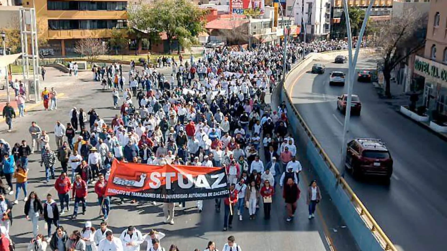 Marcha pacífica UAZ bulevar